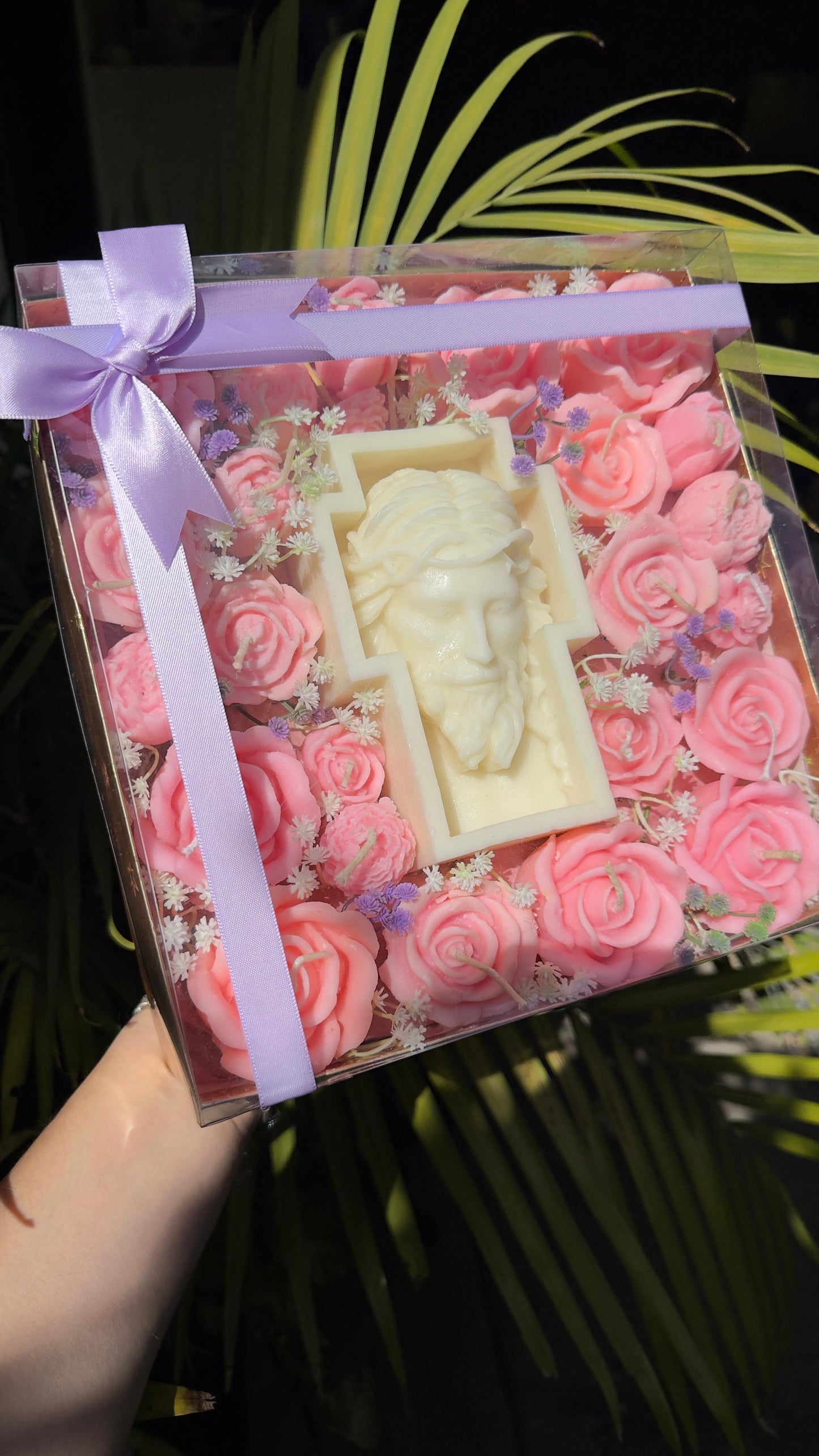 Cristo con rosas 🌹 ⛪️